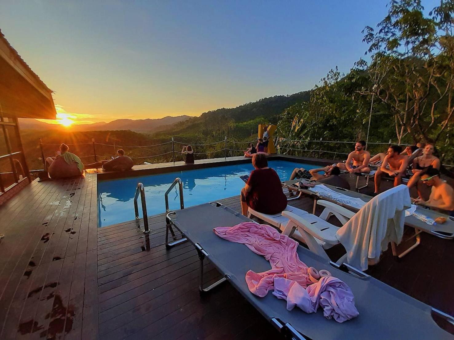 Hotel Khaosok Boutique Camps Phanom Exterior foto